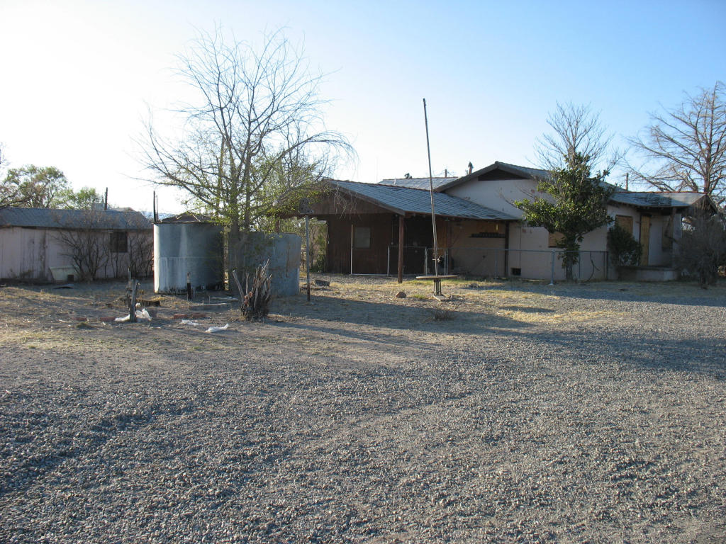 110 S Bisbee Ave, Willcox, AZ 85643 photo 2