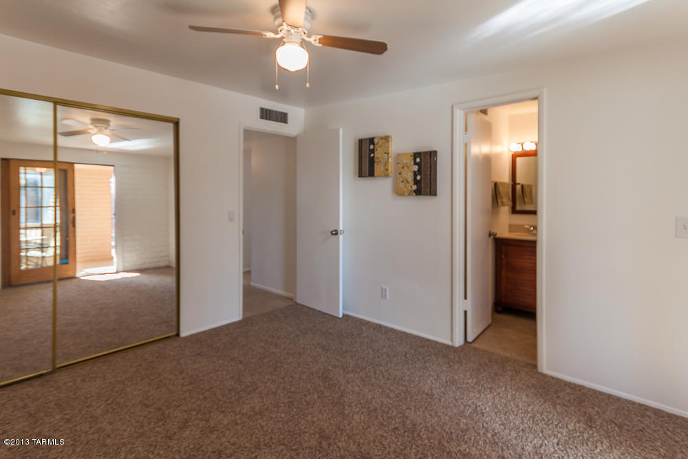 6864 E 45th St, Tucson, AZ 85730 photo 18