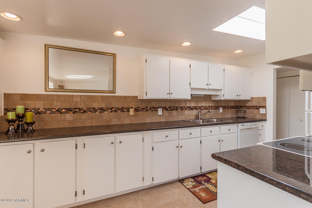 6864 E 45th St, Tucson, AZ 85730 photo 10