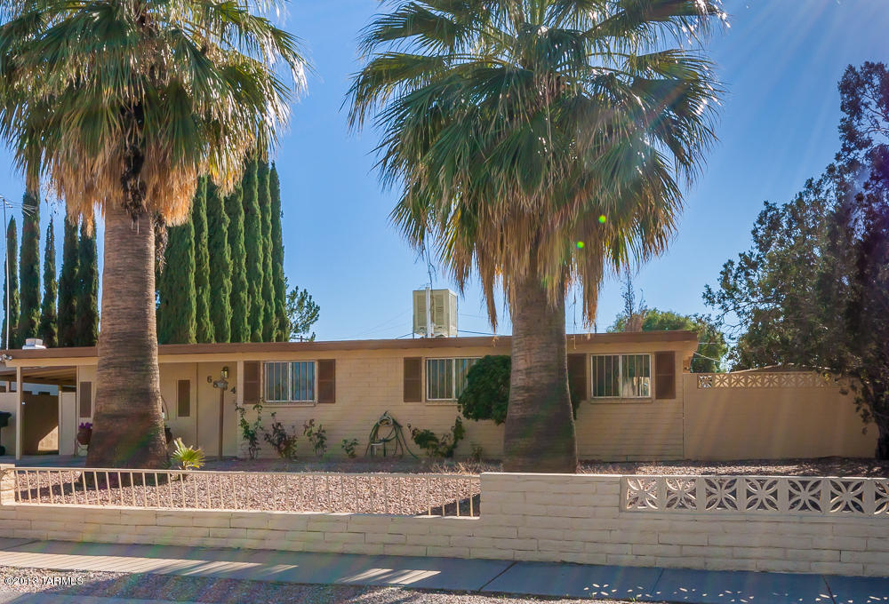 6864 E 45th St, Tucson, AZ 85730 photo 1
