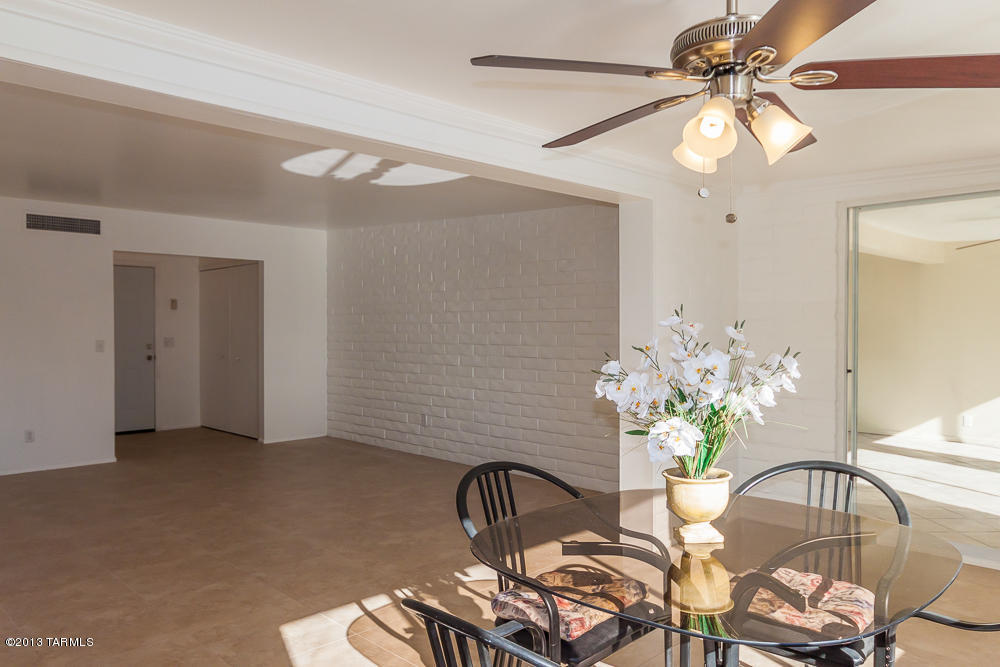 6864 E 45th St, Tucson, AZ 85730 photo 6