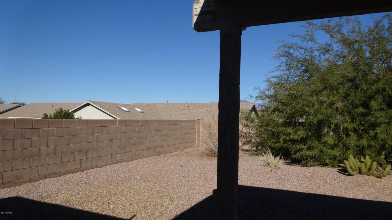 8043 E Ragweed Dr, Tucson, AZ 85710 photo 6