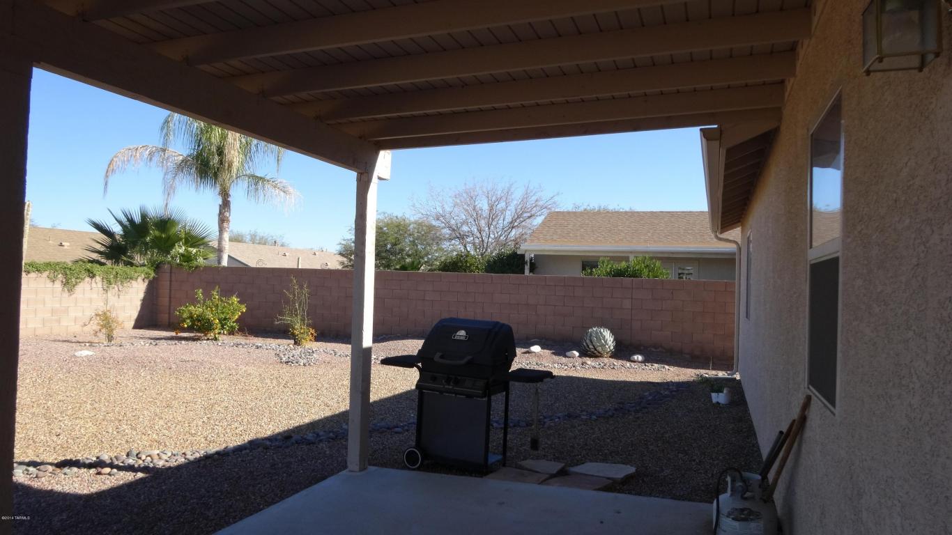 8043 E Ragweed Dr, Tucson, AZ 85710 photo 4