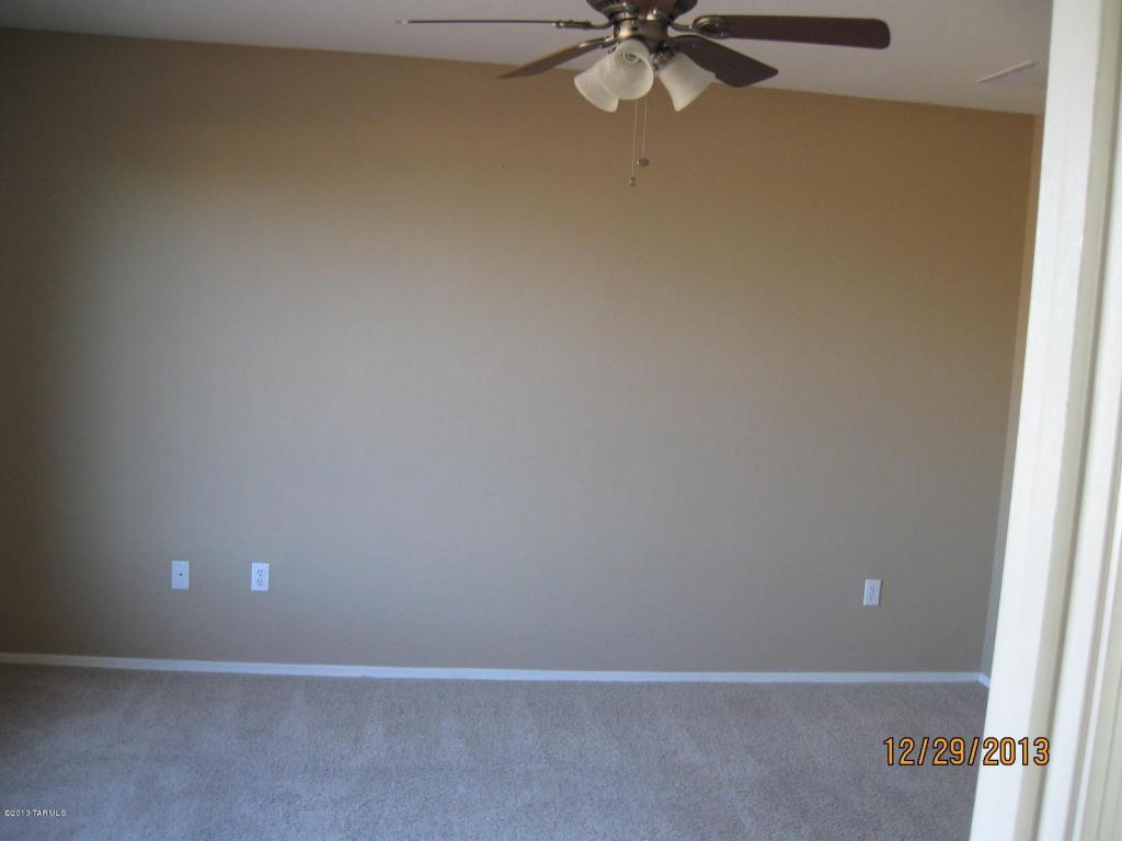 8469 W Benidorm Loop, Tucson, AZ 85757 photo 8