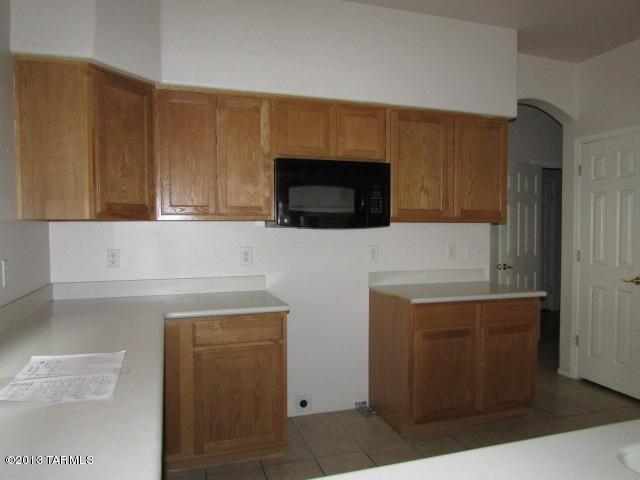7569 E Fair Meadows Loop, Tucson, AZ 85756 photo 7