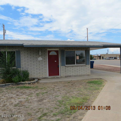 812 N Douglas Rd, Willcox, AZ 85643 photo 3