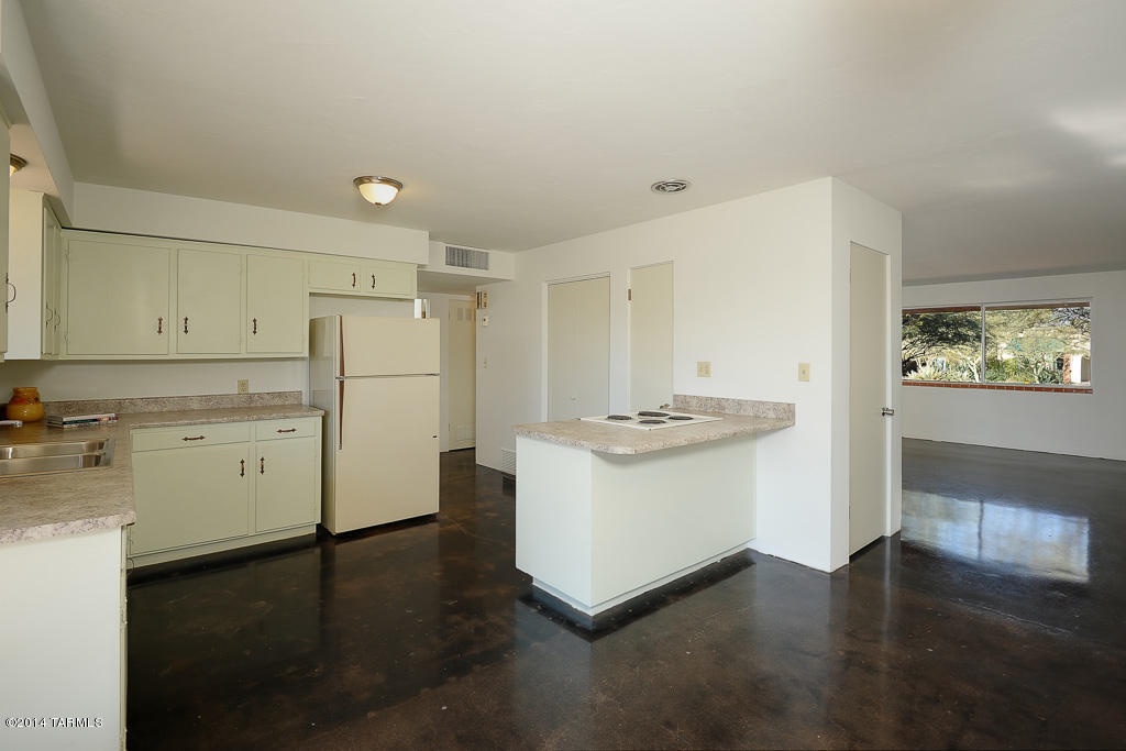 2022 E 9th St, Tucson, AZ 85719 photo 4