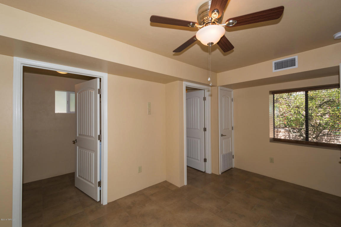 2140 E Spring St, Tucson, AZ 85719 photo 12