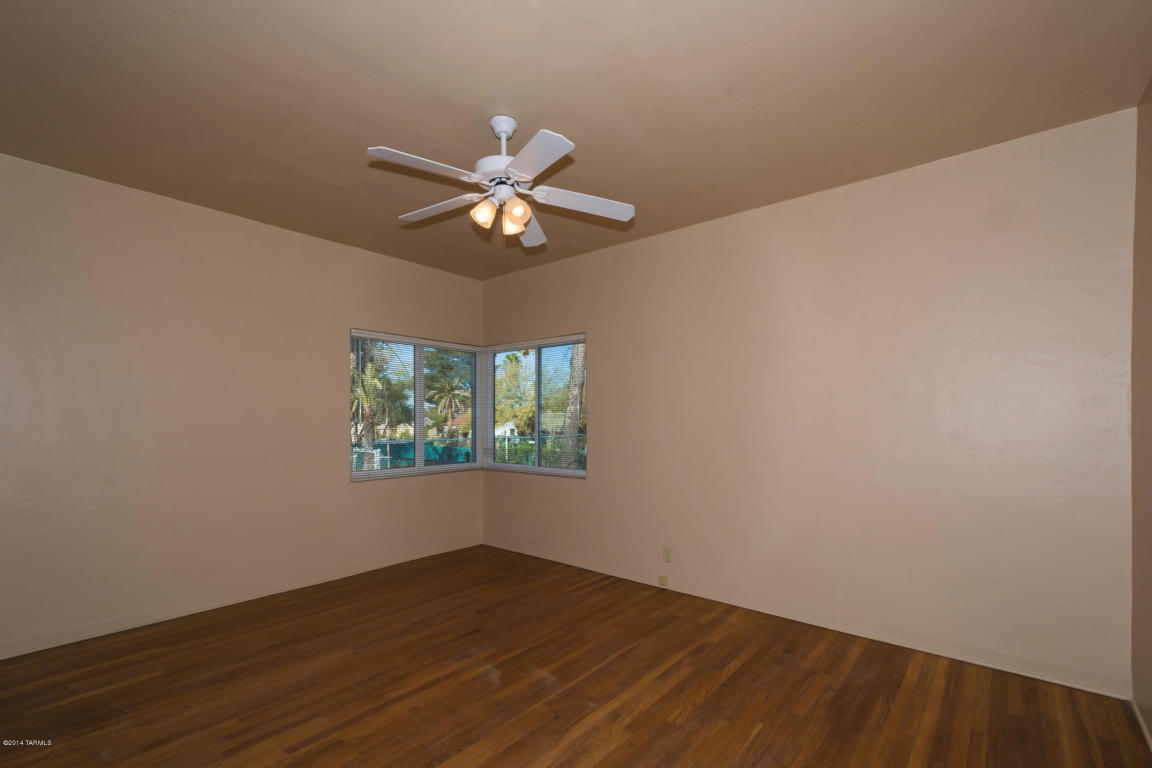 2140 E Spring St, Tucson, AZ 85719 photo 7