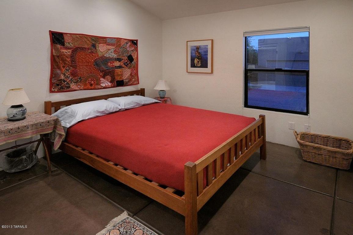 1631 E Hampton St, Tucson, AZ 85719 photo 14