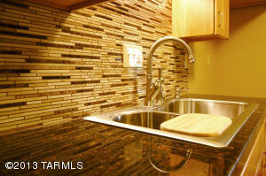 7966 E 20th Pl, Tucson, AZ 85710 photo 9