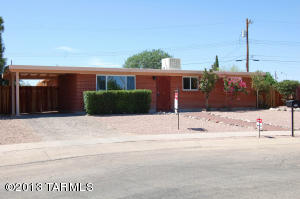 7966 E 20th Pl, Tucson, AZ 85710 photo 2