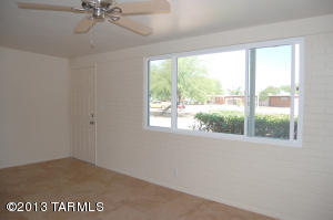 7966 E 20th Pl, Tucson, AZ 85710 photo 5