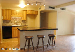 7966 E 20th Pl, Tucson, AZ 85710 photo 8