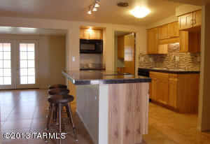 7966 E 20th Pl, Tucson, AZ 85710 photo 13