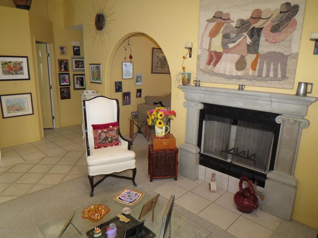 211 E Highcourte Ln, Tucson, AZ 85737 photo 12