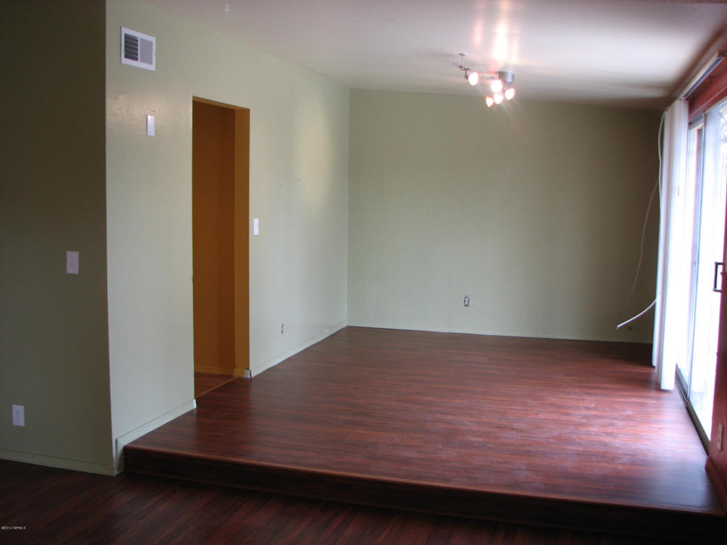 7426 E Random Ridge Dr, Tucson, AZ 85710 photo 13