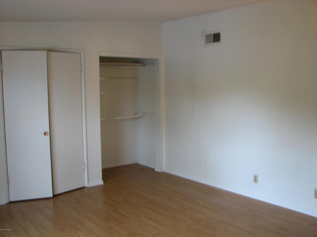 7426 E Random Ridge Dr, Tucson, AZ 85710 photo 17