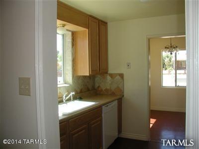 2147 E Silver St, Tucson, AZ 85719 photo 5