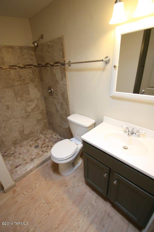 7932 Eli Pl, Tucson, AZ 85710 photo 12