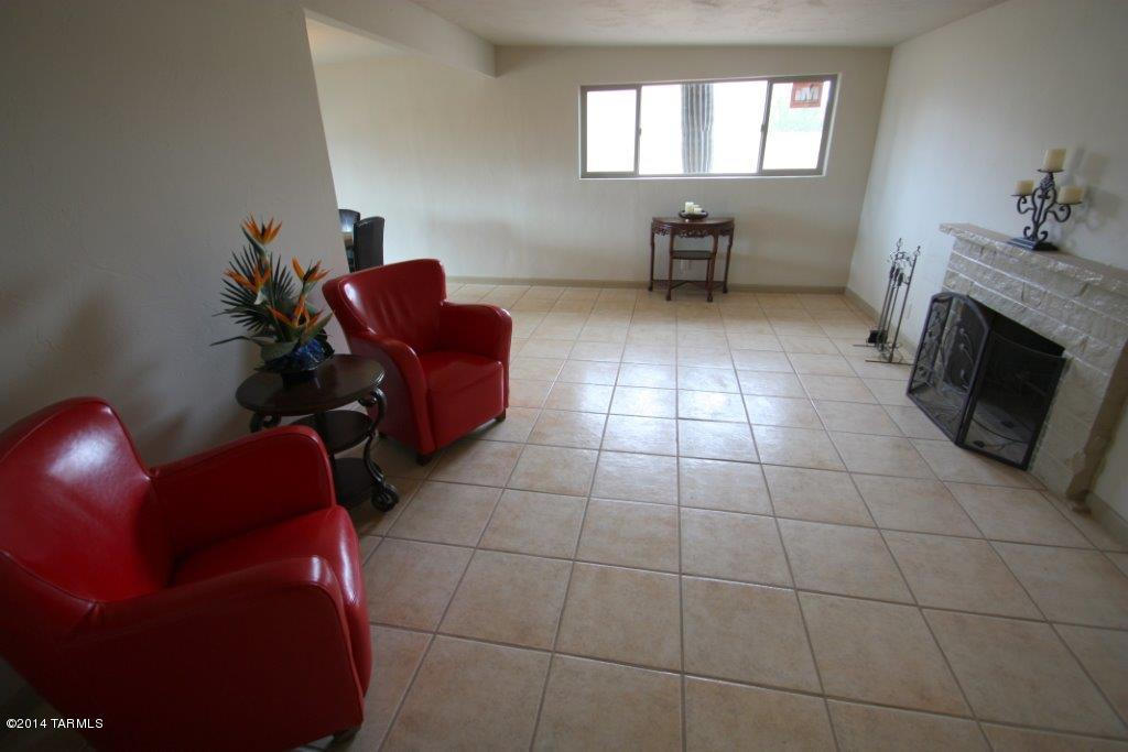 7932 Eli Pl, Tucson, AZ 85710 photo 8