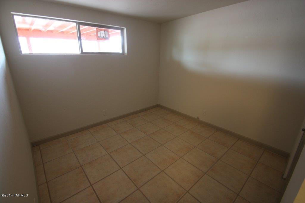 7932 Eli Pl, Tucson, AZ 85710 photo 16