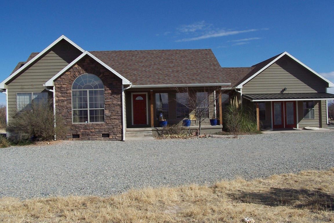 1624 N Circle I Rd, Willcox, AZ 85643 photo 1