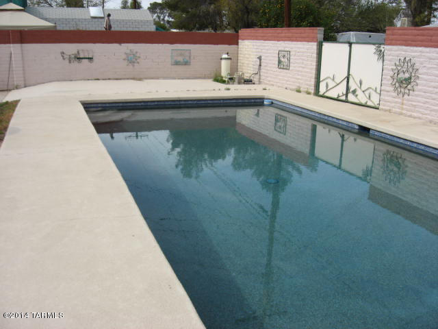 2413 E 19th St, Tucson, AZ 85719 photo 7