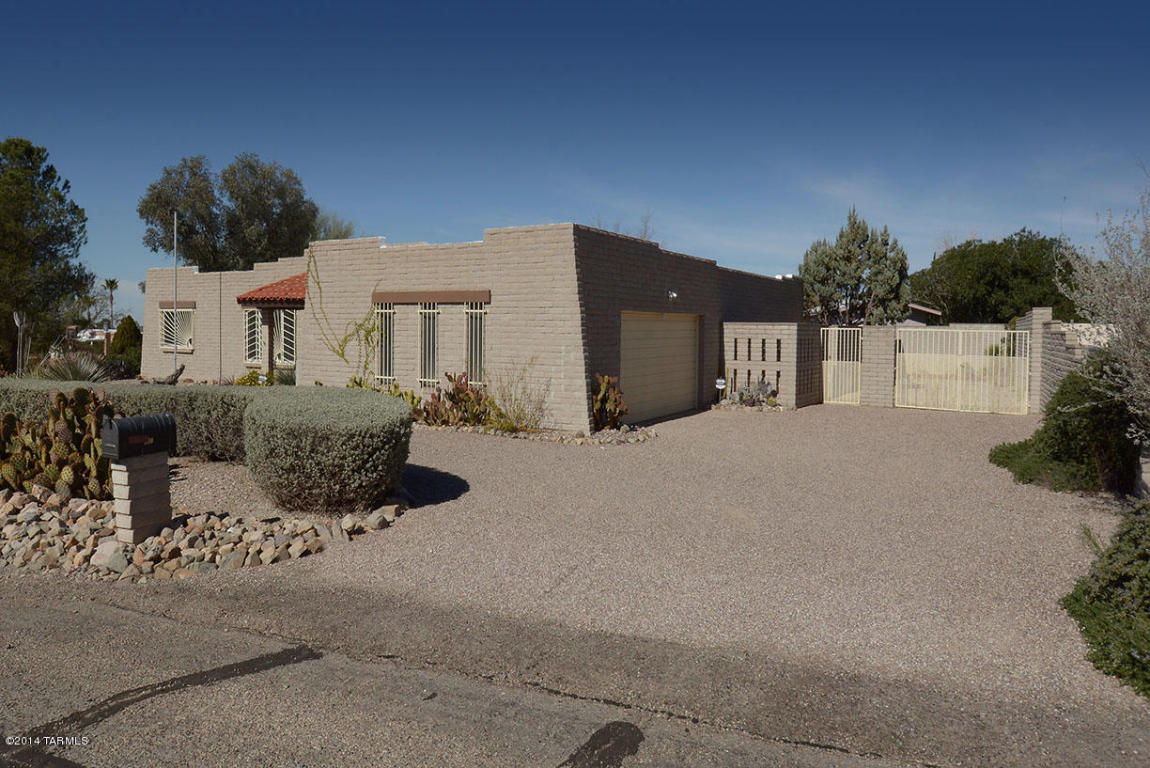 601 E Macon Dr, Vail, AZ 85641 photo 3