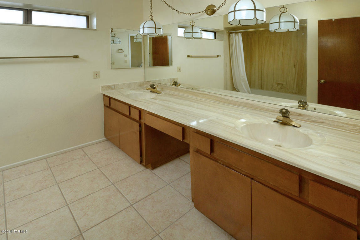 601 E Macon Dr, Vail, AZ 85641 photo 17