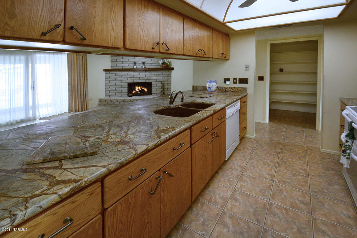 601 E Macon Dr, Vail, AZ 85641 photo 7