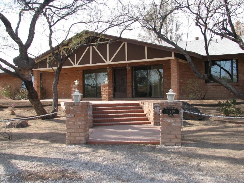 9035 E Bears Path Rd, Tucson, AZ 85749 photo 1