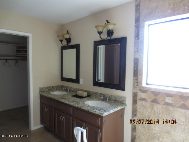 9035 E Bears Path Rd, Tucson, AZ 85749 photo 16