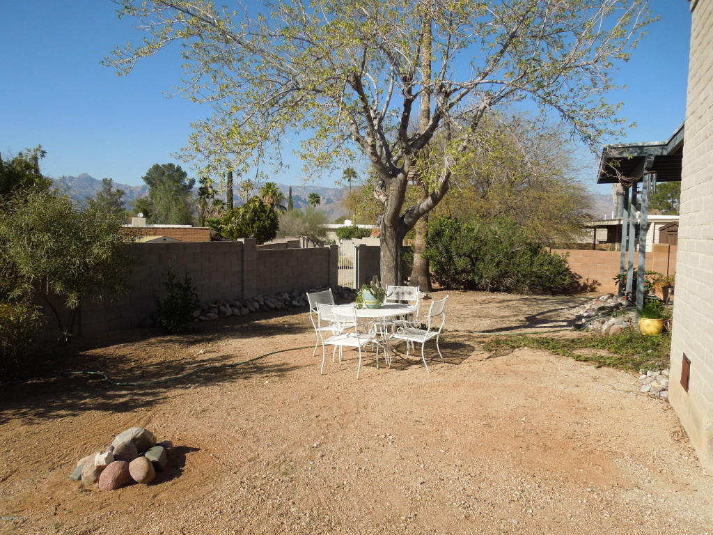 501 N Chalet Ave, Tucson, AZ 85748 photo 17