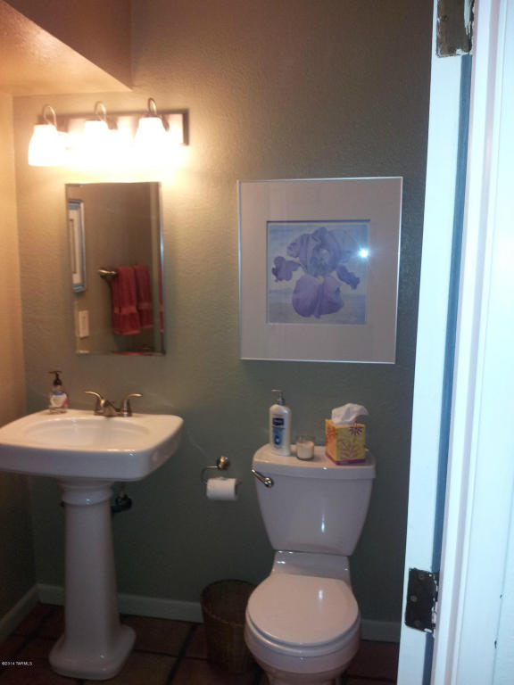 501 N Chalet Ave, Tucson, AZ 85748 photo 4