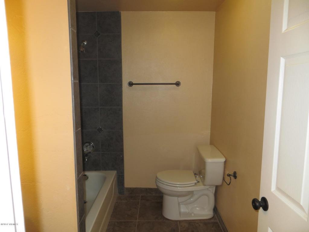 840 E Roger Rd, Tucson, AZ 85719 photo 12