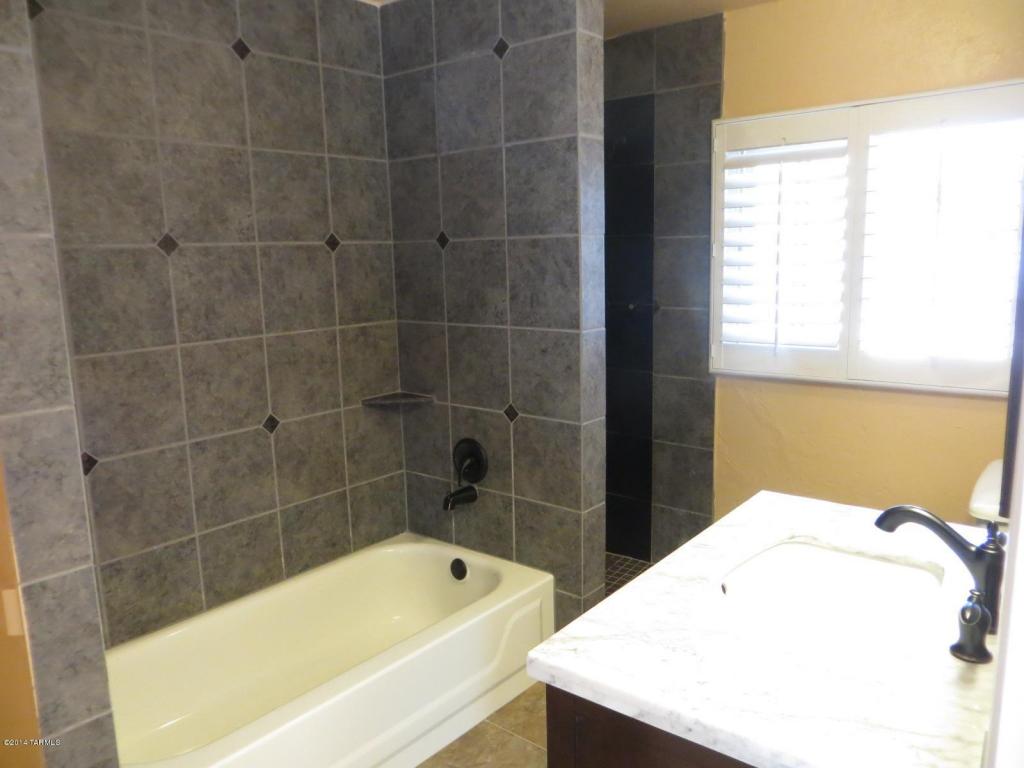 840 E Roger Rd, Tucson, AZ 85719 photo 7