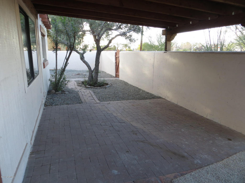 840 E Roger Rd, Tucson, AZ 85719 photo 18