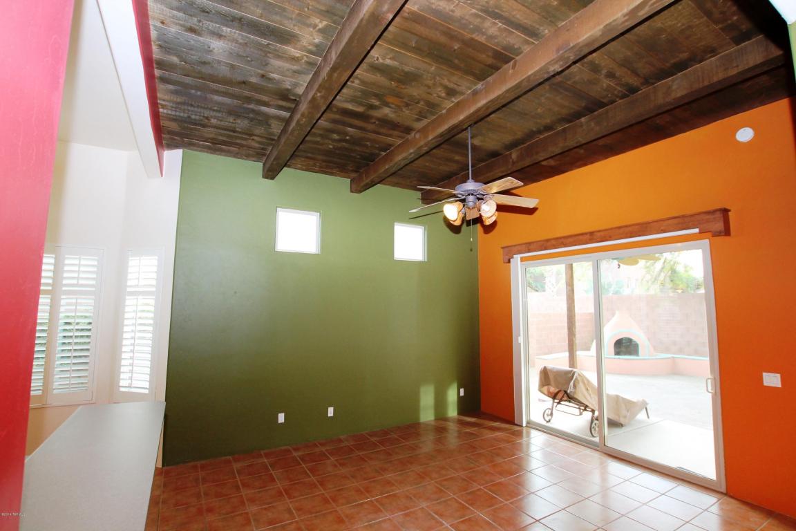 7697 E Chase Park Loop, Tucson, AZ 85710 photo 3
