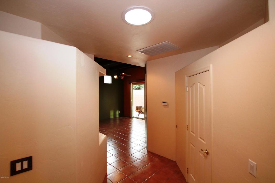 7697 E Chase Park Loop, Tucson, AZ 85710 photo 20