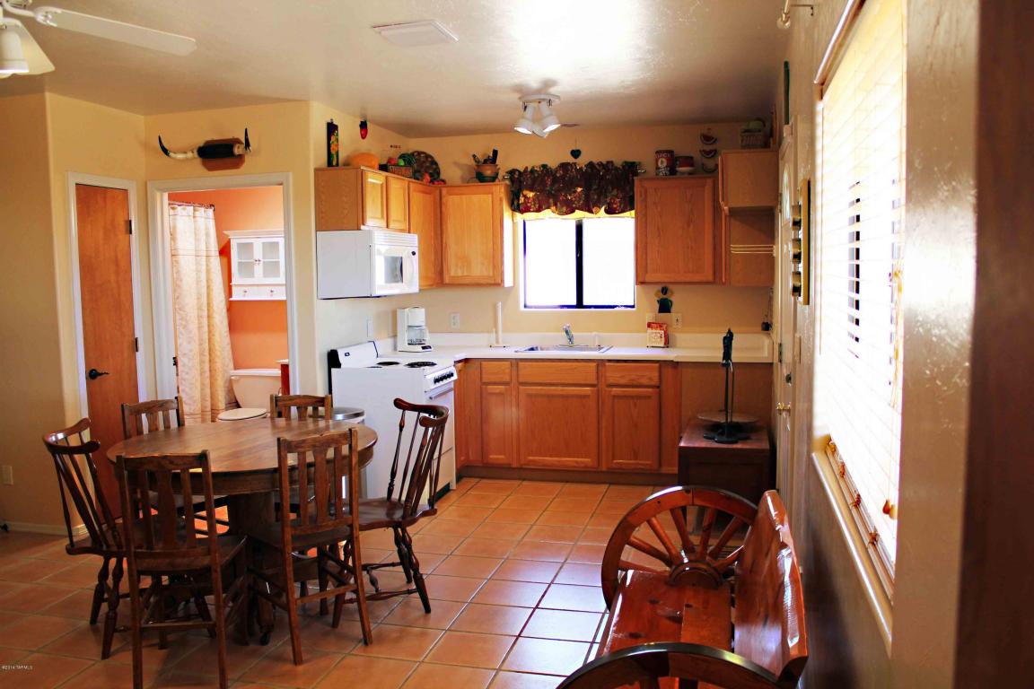 102 E Osage Cir, Benson, AZ 85602 photo 31