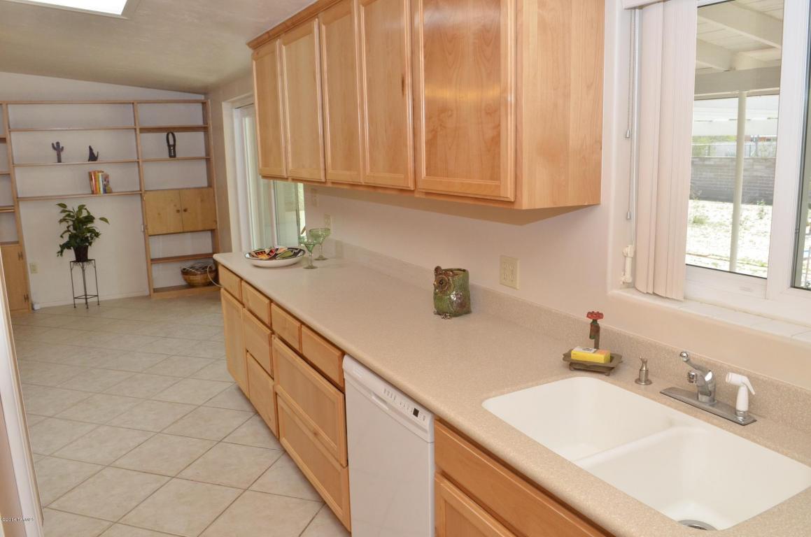 5256 E 17th St, Tucson, AZ 85711 photo 10