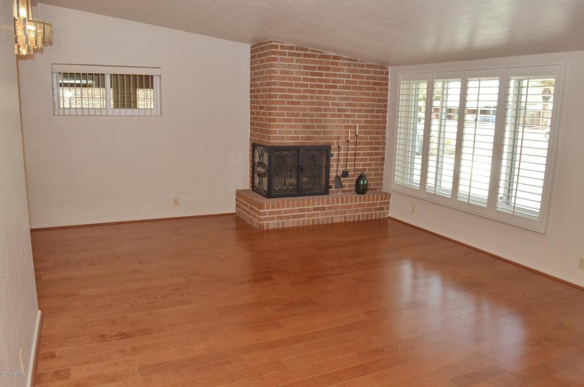 5256 E 17th St, Tucson, AZ 85711 photo 4