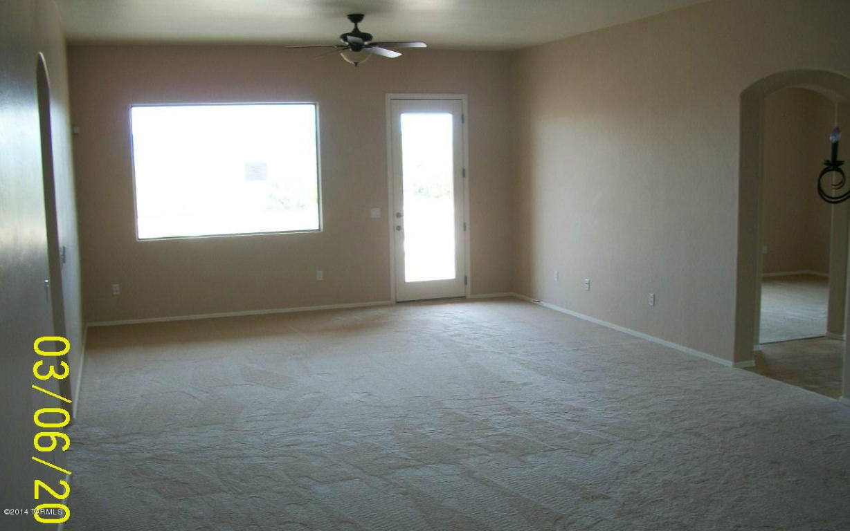1103 S Chatfield Dr, Vail, AZ 85641 photo 2