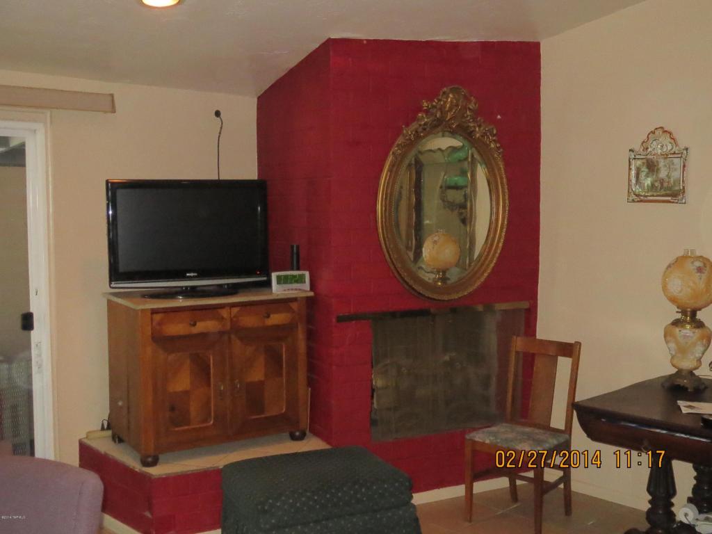 5649 E 4th St, Tucson, AZ 85711 photo 2