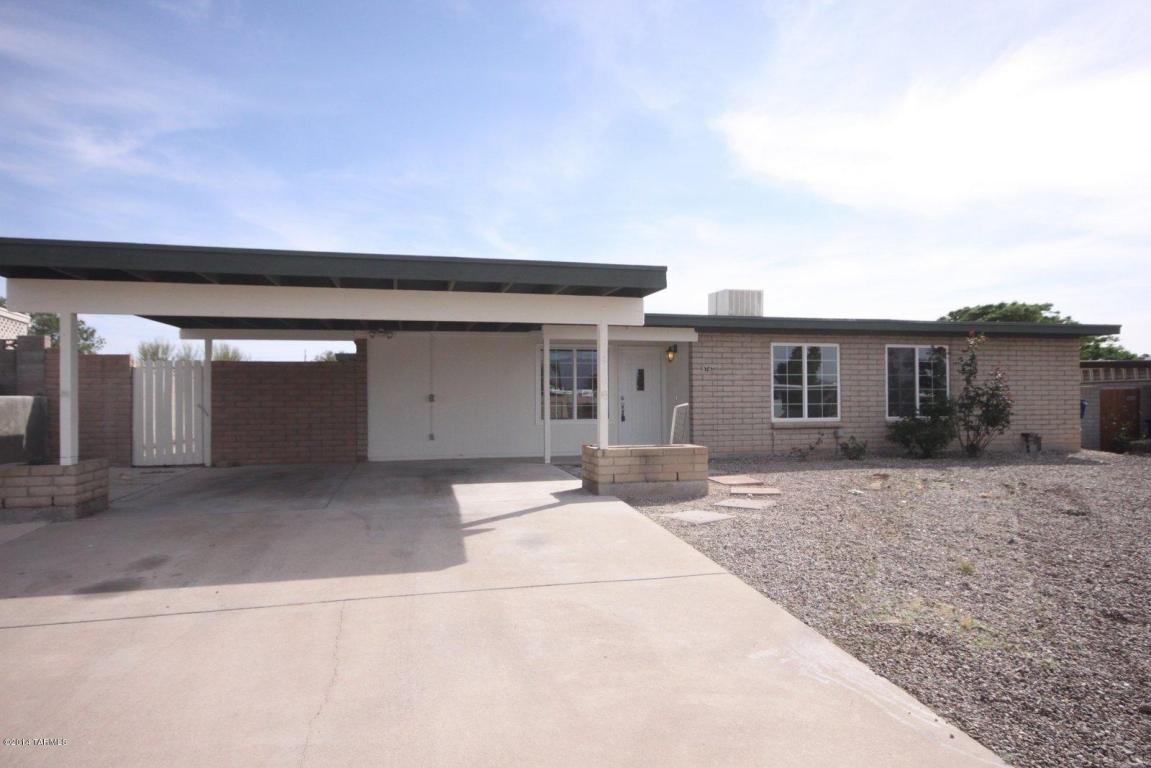 9742 E Watson Dr, Tucson, AZ 85730 photo 1