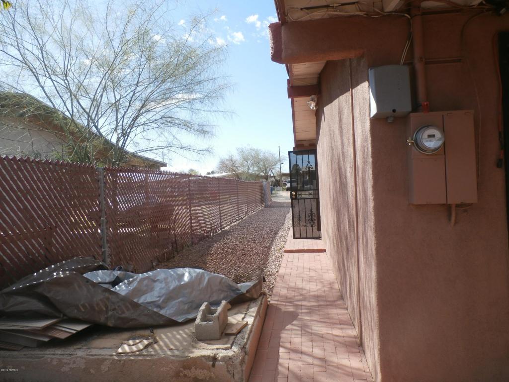 2015 E 34th St, Tucson, AZ 85713 photo 9
