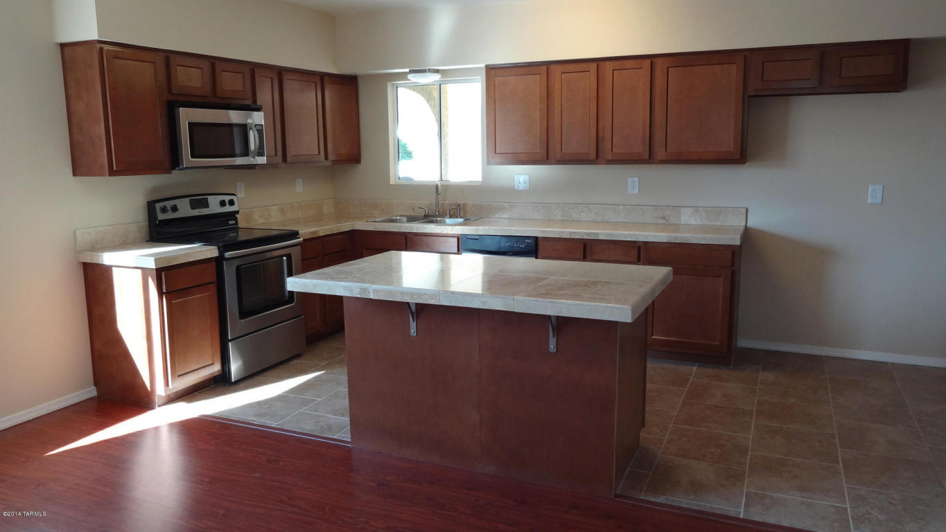 7631 E 39th St, Tucson, AZ 85730 photo 1