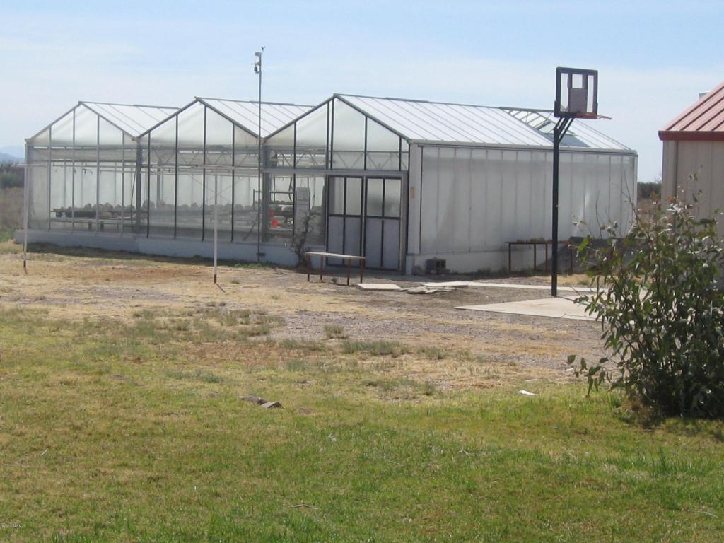 4306 N Circle I Rd, Willcox, AZ 85643 photo 9