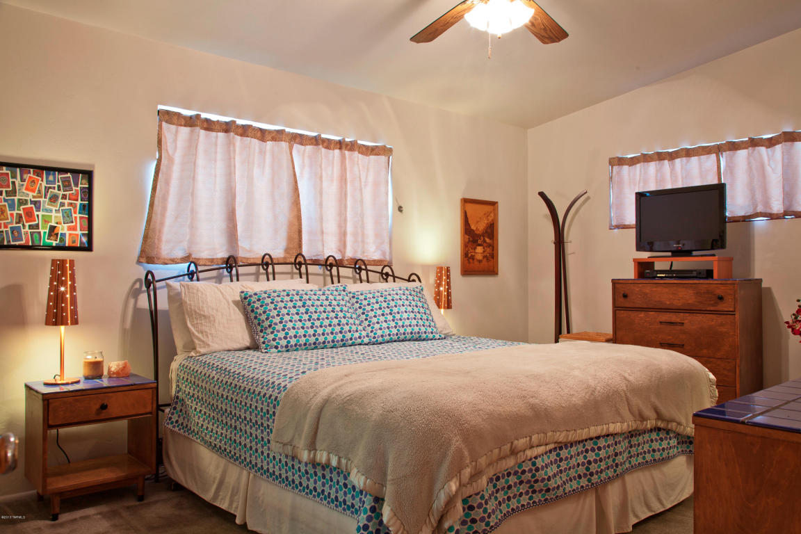 6902 E 2nd St, Tucson, AZ 85710 photo 5